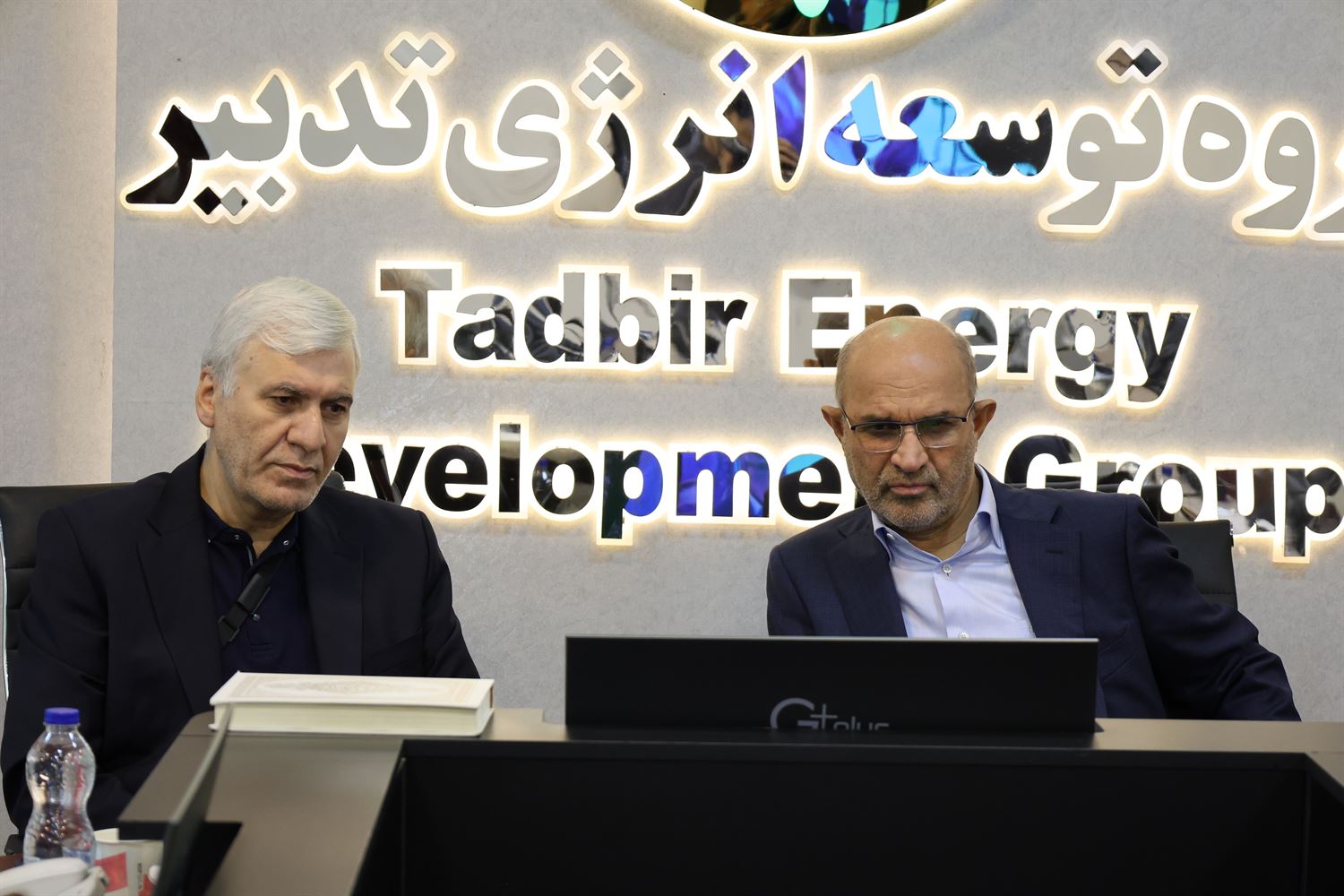 مراسم رسمی افتتاح و بهره‌برداری از دکل حفاری سبک با حضور مدیران ارشد گروه